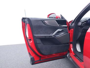 Ferrari Purosangue — photo 26