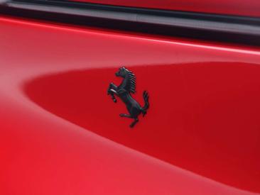 Ferrari Purosangue — photo 31