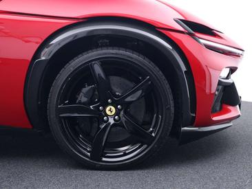 Ferrari Purosangue — photo 34