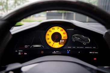 Ferrari Purosangue — photo 9