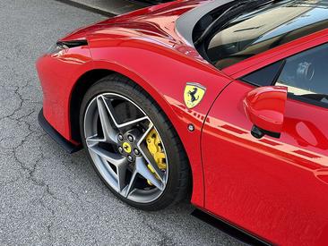 Ferrari F8 Tributo — photo 9