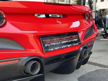 Ferrari F8 Tributo — photo 18