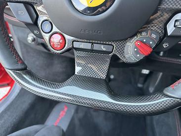 Ferrari F8 Tributo — photo 39