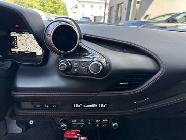 Ferrari F8 Tributo — photo 45