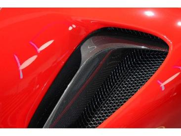 Ferrari SF90 Spider — photo 25