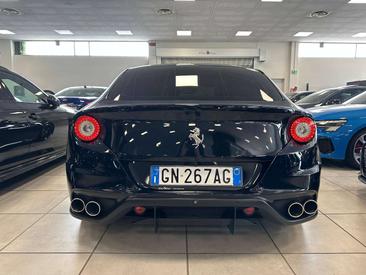 Ferrari FF — photo 5