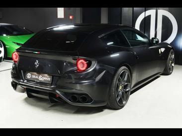 Ferrari FF — photo 6