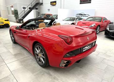 Ferrari California — photo 10