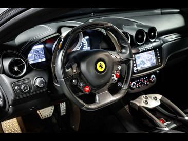 Ferrari FF — photo 8