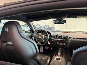 Ferrari F12 Berlinetta — photo 10
