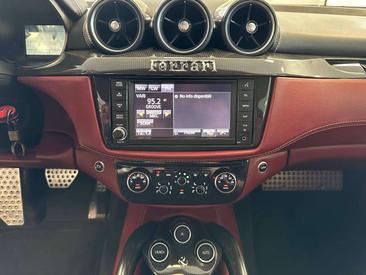 Ferrari FF — photo 10