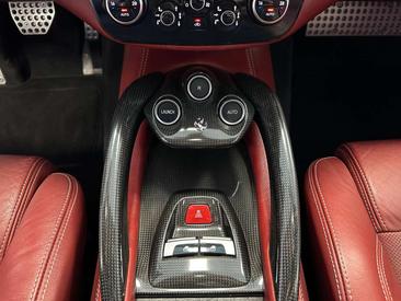 Ferrari FF — photo 11