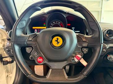 Ferrari F12 Berlinetta — photo 13