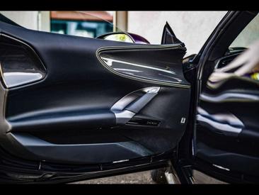 Ferrari SF90 Spider — photo 11