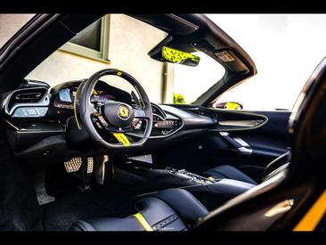Ferrari SF90 Spider — photo 14