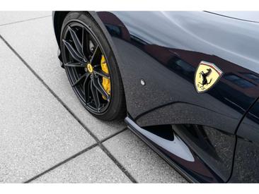 Ferrari 812 Superfast — photo 9