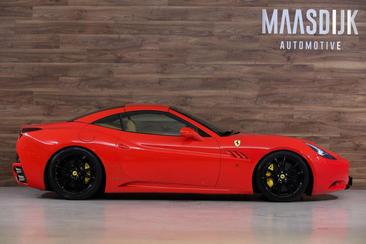 Ferrari California — photo 6