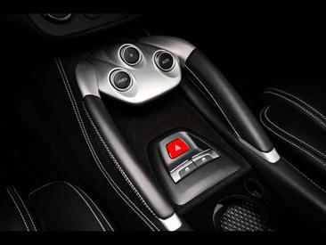 Ferrari FF — photo 27