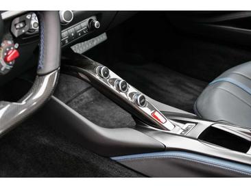 Ferrari 812 Superfast — photo 19