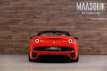 Ferrari California — photo 10