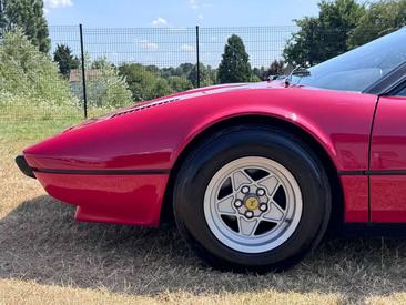 Ferrari 308 GTS — photo 8