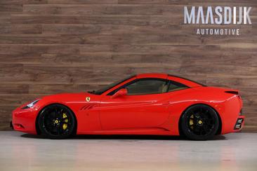 Ferrari California — photo 14