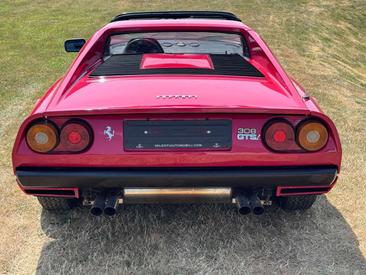 Ferrari 308 GTS — photo 9