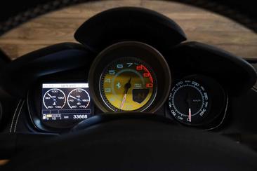 Ferrari California — photo 17