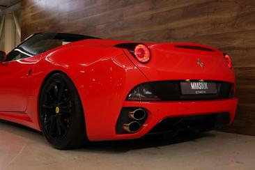 Ferrari California — photo 18