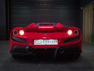 Ferrari F8 Tributo — photo 11
