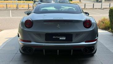 Ferrari California — photo 24