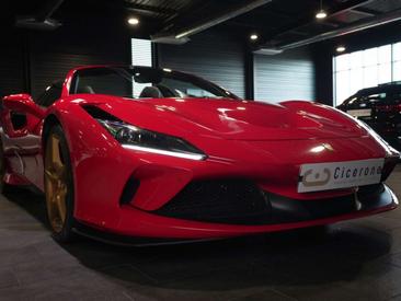 Ferrari F8 Tributo — photo 19