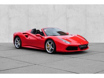 Ferrari 488 — photo 6