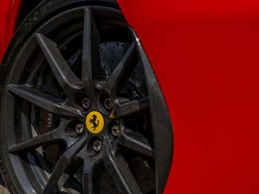 Ferrari SF90 Stradale — photo 13