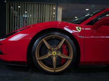 Ferrari F8 Tributo — photo 24