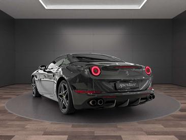 Ferrari California — photo 7
