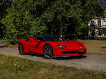 Ferrari SF90 Stradale — photo 20