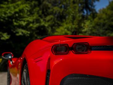 Ferrari SF90 Stradale — photo 26