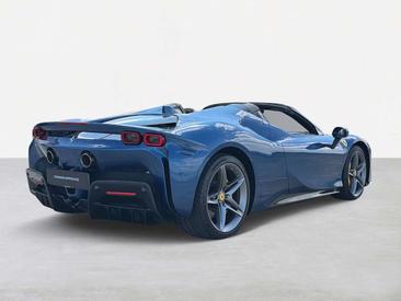 Ferrari SF90 Spider — photo 7