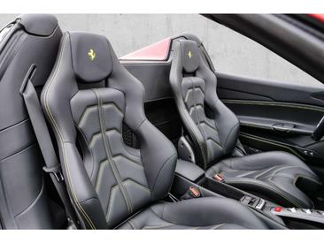 Ferrari 488 — photo 18