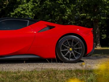 Ferrari SF90 Stradale — photo 28