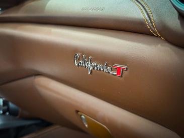 Ferrari California — photo 16