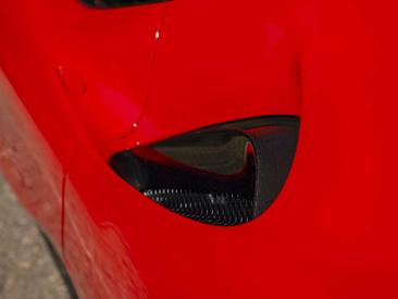 Ferrari SF90 Stradale — photo 30