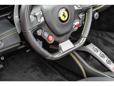 Ferrari 488 — photo 20