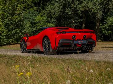 Ferrari SF90 Stradale — photo 31