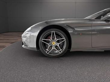 Ferrari California — photo 19