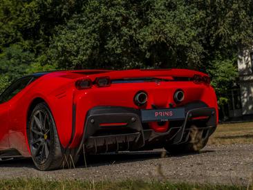 Ferrari SF90 Stradale — photo 33