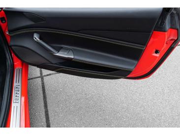 Ferrari 488 — photo 23