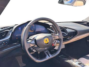 Ferrari SF90 Spider — photo 13