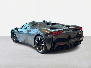 Ferrari SF90 Stradale — photo 7